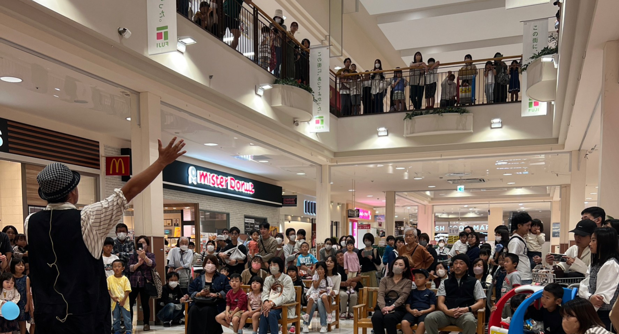 商業施設シャボン玉ショー