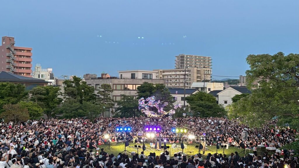 ５０００人を集客したナイトバブルショー
