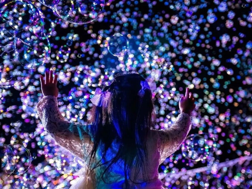 LED lights and bubble machines powered by portable batteries